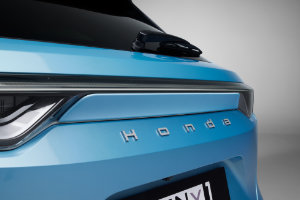  Heckklappenzierleiste - Aqua Topaz Metallic 